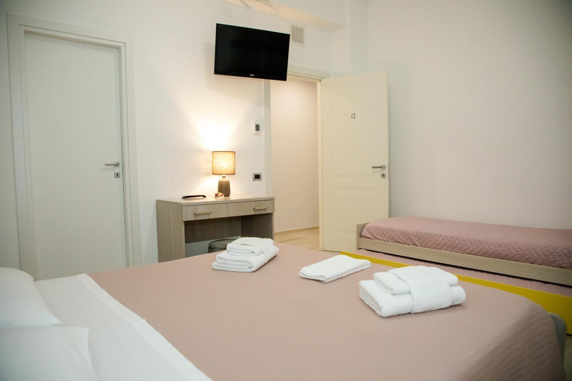 La Bella Salernitana Bed & Breakfast ซาแลร์โน ภายนอก รูปภาพ