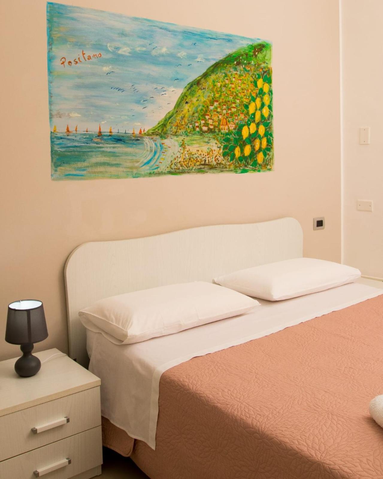 La Bella Salernitana Bed & Breakfast ซาแลร์โน ภายนอก รูปภาพ